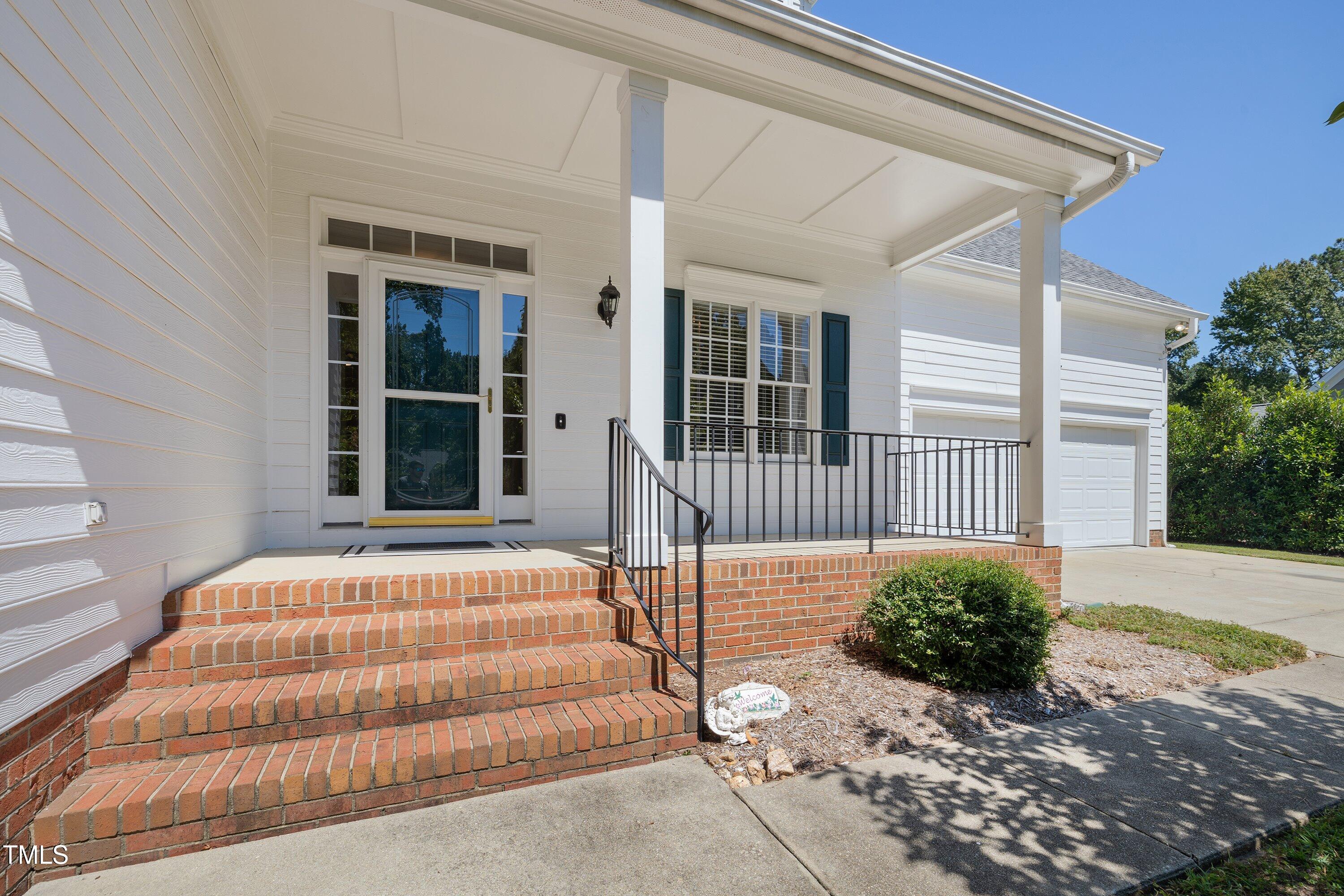3537 Layton Ridge Drive Apex, NC 27539 - Photo 4 of 61 08-3537 Layton Ridge Dr _1061