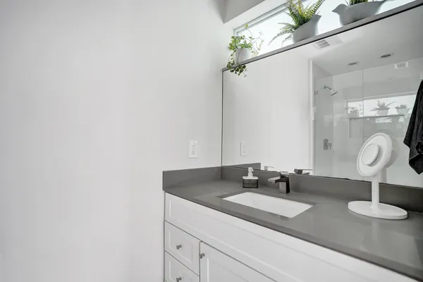 $4,100 | 1299 Southwest 9th Street, Boca Raton, FL 33486