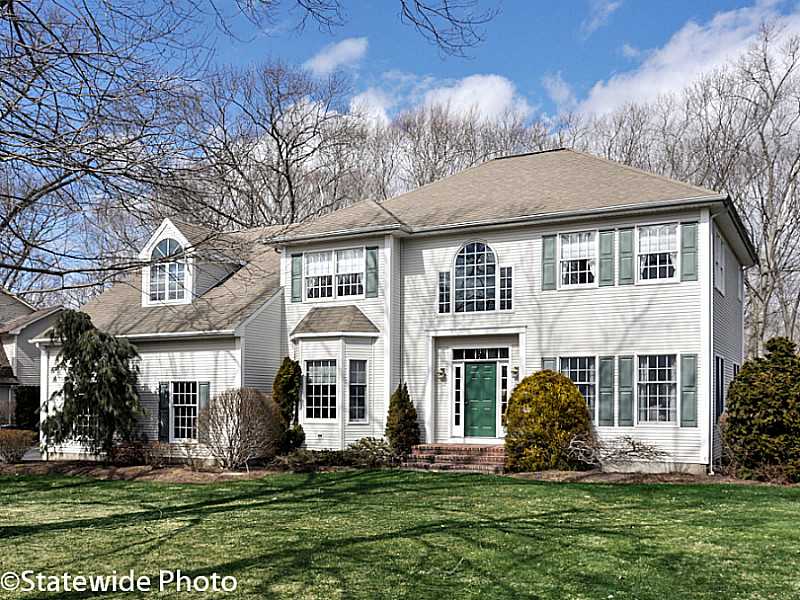 163 Hines Farm Road Cranston, RI 02921 - Photo 1 of 25 Exterior Front.