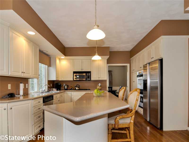 163 Hines Farm Road Cranston, RI 02921 - Photo 9 of 25 Kitchen.