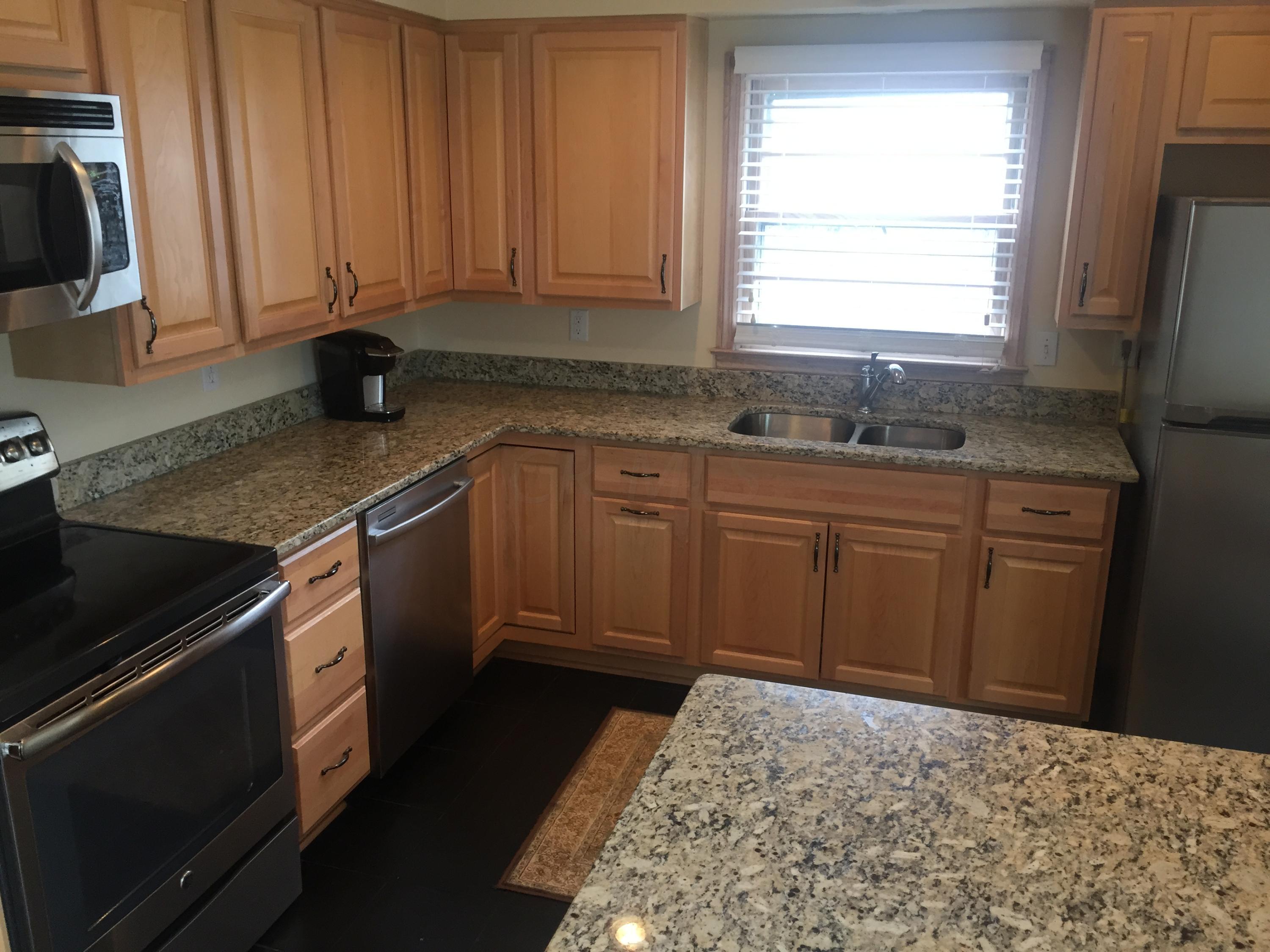3845 Henderson Road Columbus, OH 43220 - Photo 12 of 34