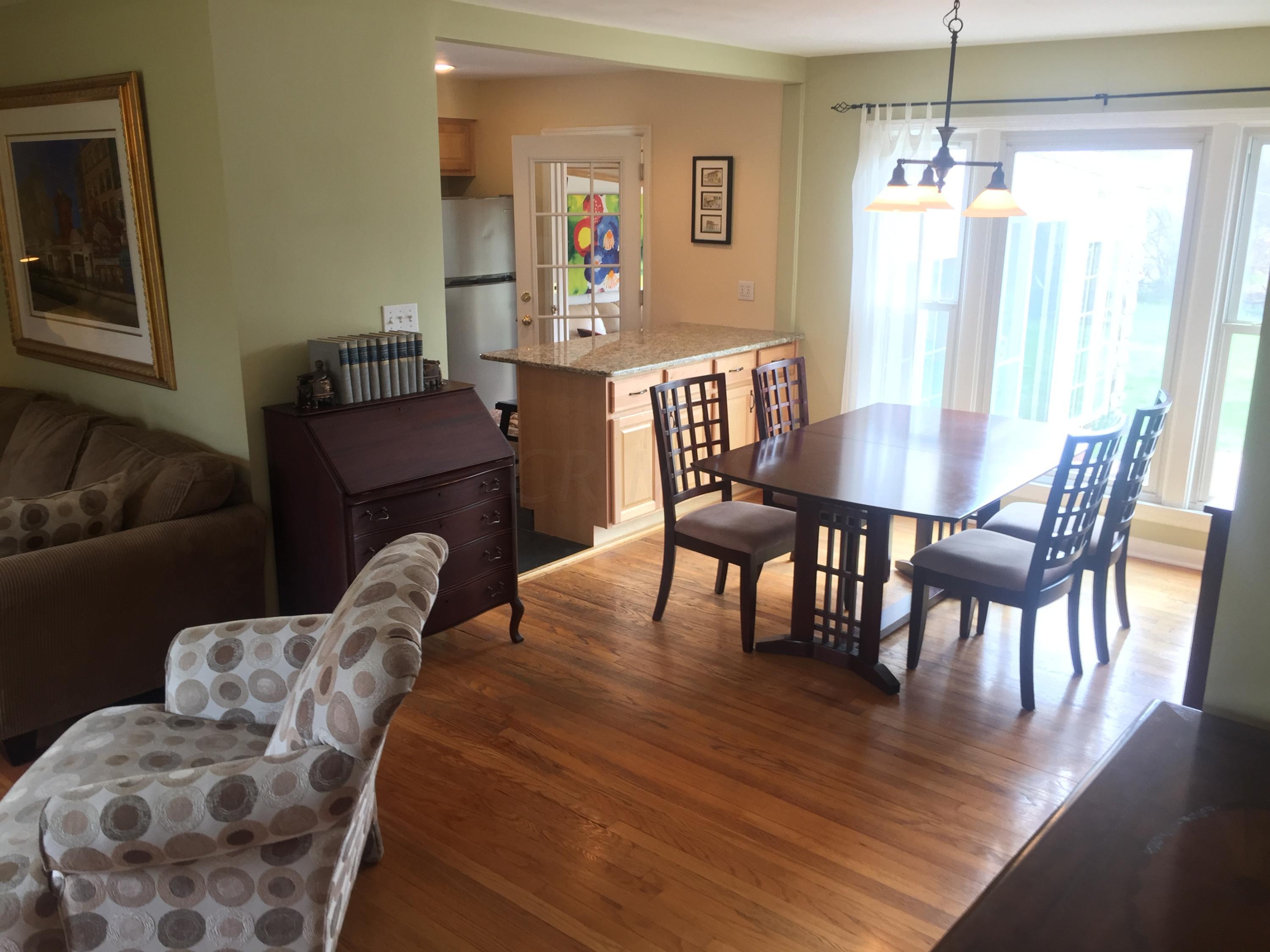 3845 Henderson Road Columbus, OH 43220 - Photo 16 of 34