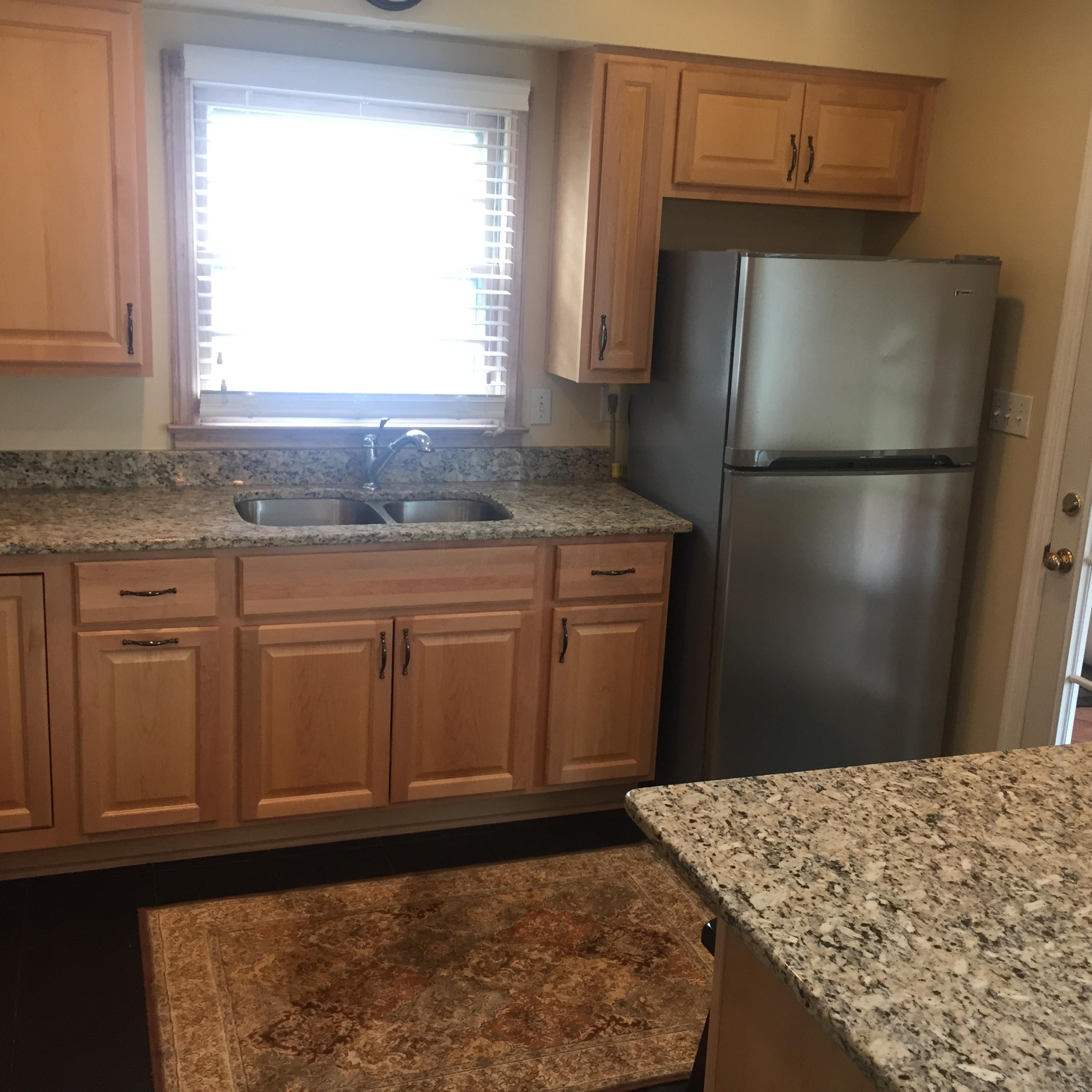 3845 Henderson Road Columbus, OH 43220 - Photo 10 of 34