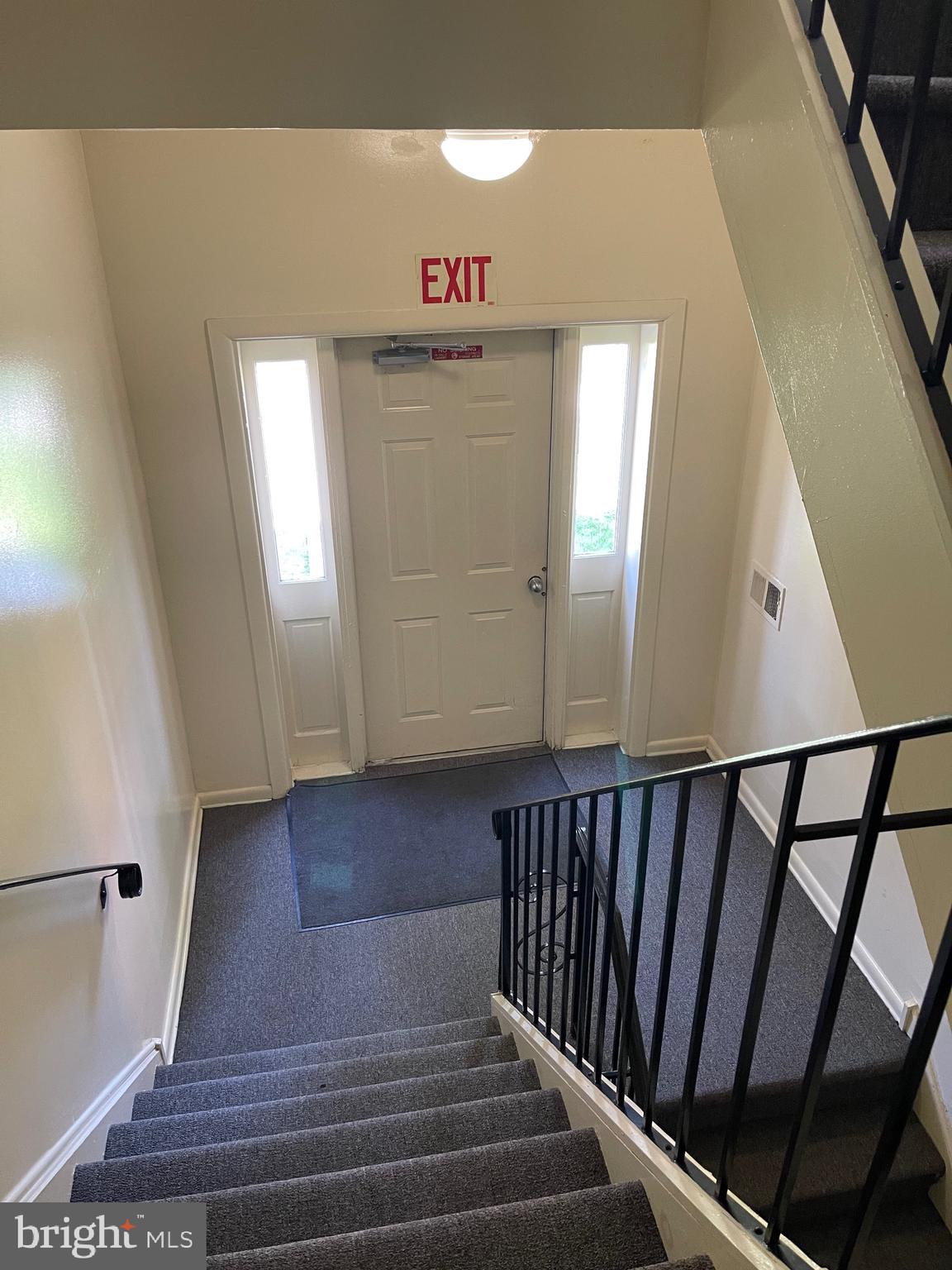 804 South Avenue, Unit D7 Secane, PA 19018 - Photo 32 of 35 a view of entryway