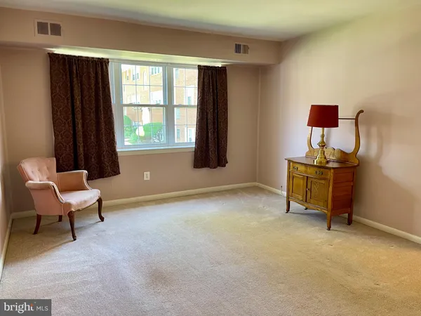 $148,000 | 804 South Avenue, Unit D7, Secane, PA 19018