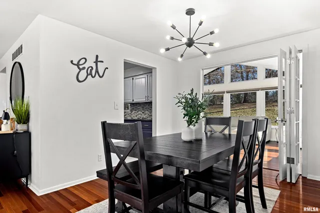 $244,900 | 6812 North Kimberly Drive, Peoria, IL 61614