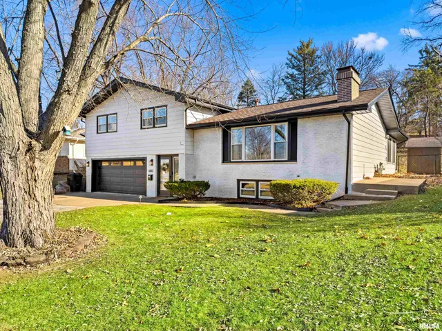 $244,900 | 6812 North Kimberly Drive, Peoria, IL 61614