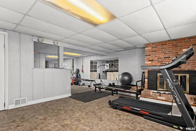 $244,900 | 6812 North Kimberly Drive, Peoria, IL 61614