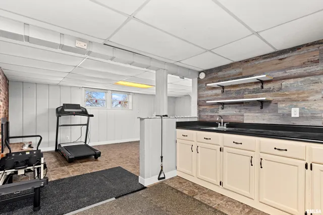 $244,900 | 6812 North Kimberly Drive, Peoria, IL 61614