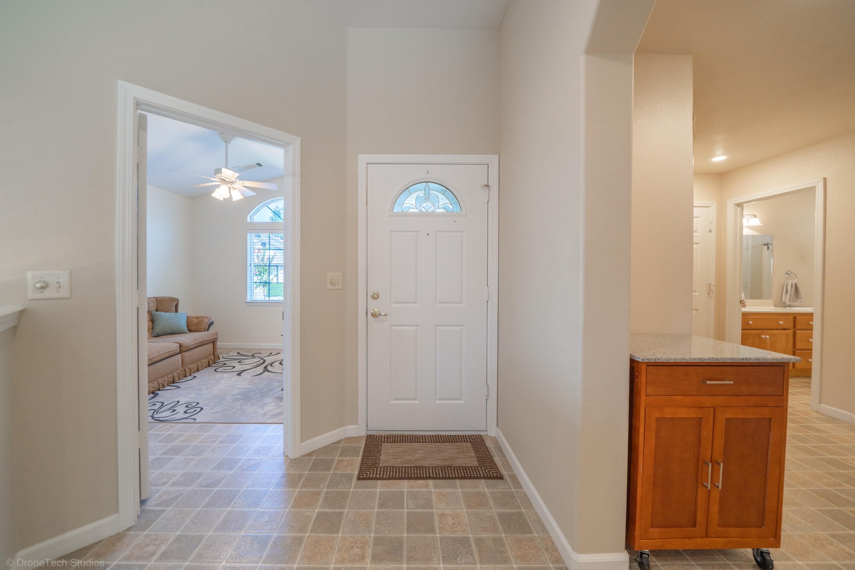 1385 Bully Choop Trail Redding, CA 96003 - Photo 4 of 36 Entry & 3rd Bedroom