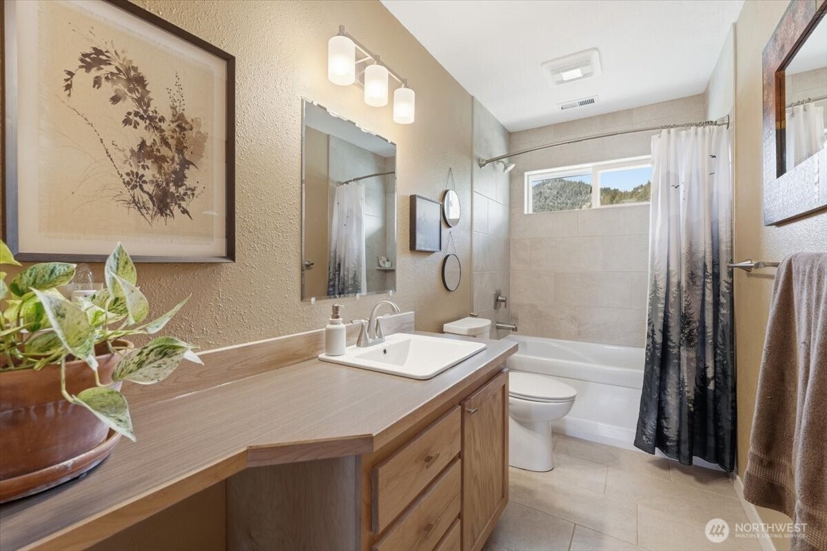 2612 Halvorson Canyon Road Wenatchee, WA 98801 - Photo 20 of 39