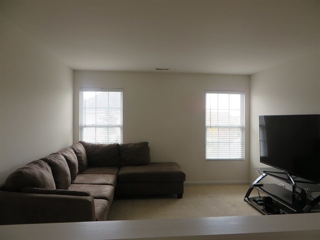 1939 Crestview Circle Romeoville, IL 60446 - Photo 8 of 18 Gallery Image 8