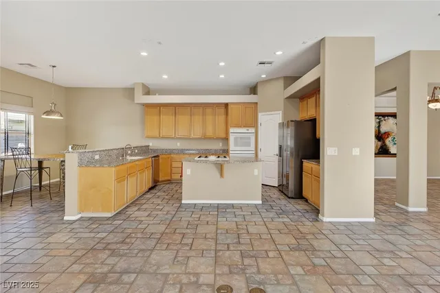 $2,750 | 3769 Erva Street, Las Vegas, NV 89147