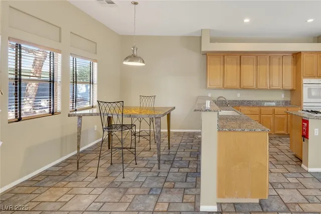 $2,750 | 3769 Erva Street, Las Vegas, NV 89147