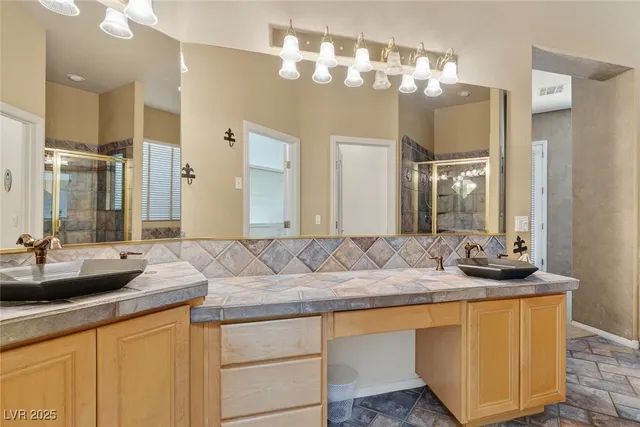 $2,750 | 3769 Erva Street, Las Vegas, NV 89147