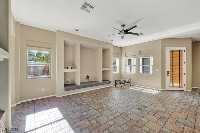 $2,750 | 3769 Erva Street, Las Vegas, NV 89147