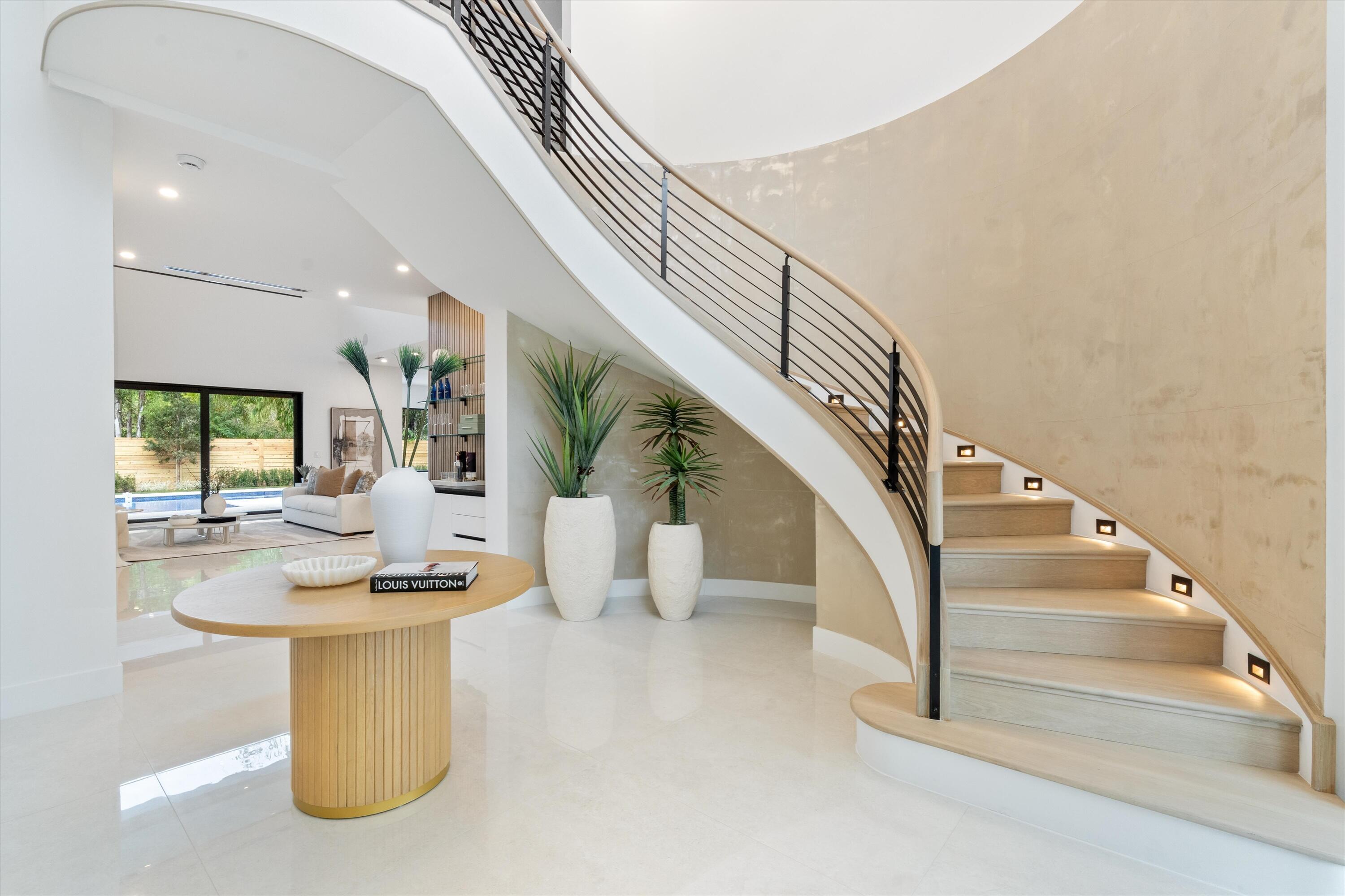 451 Northwest 7th Avenue Boca Raton, FL 33486 - Photo 28 of 52 Grand Foyer