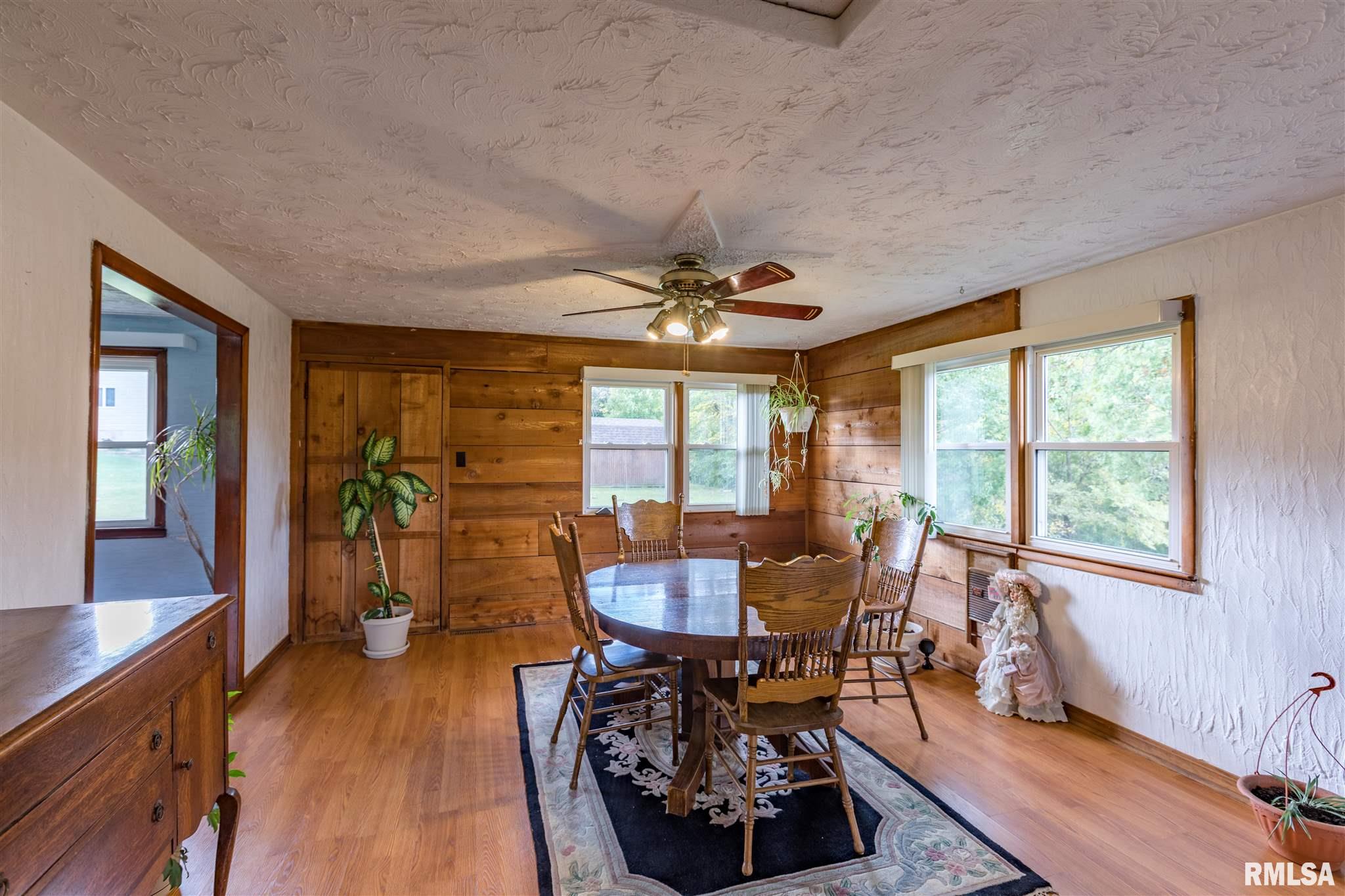 9306 143rd Street West Taylor Ridge, IL 61284 - Photo 8 of 30