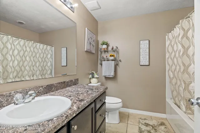 $429,900 | 220 Bellamy Trail, Sebastian, FL 32958