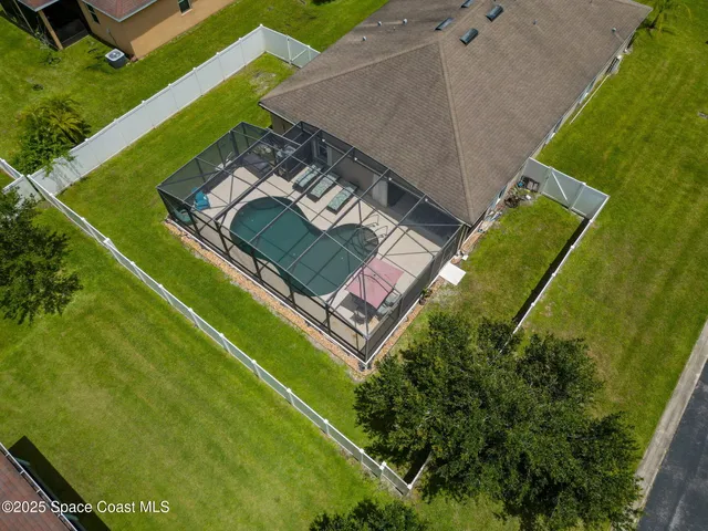 $429,900 | 220 Bellamy Trail, Sebastian, FL 32958