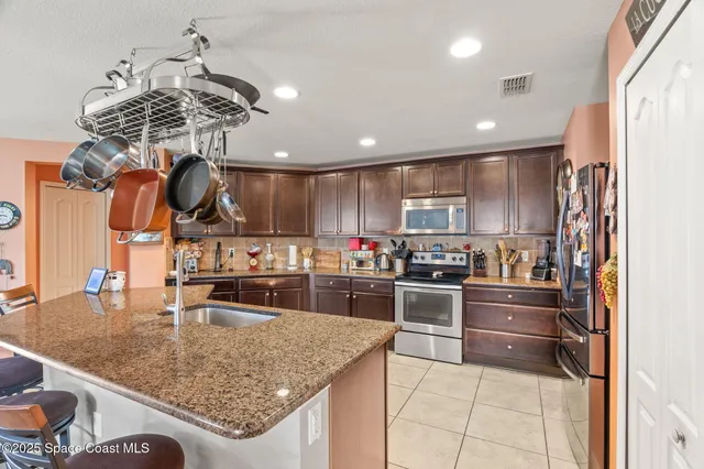 $429,900 | 220 Bellamy Trail, Sebastian, FL 32958