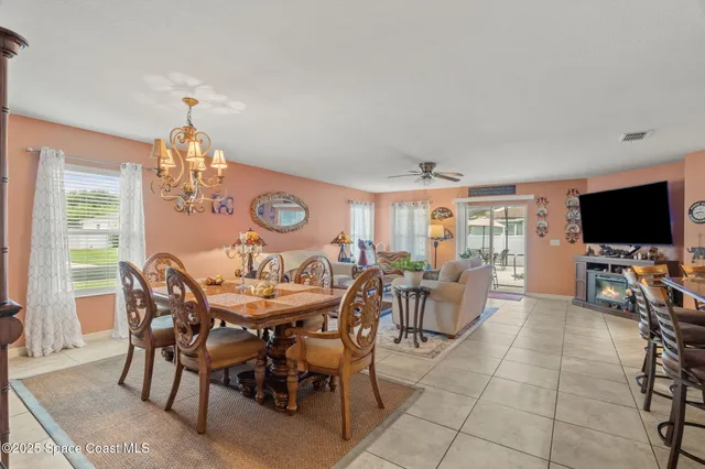 $429,900 | 220 Bellamy Trail, Sebastian, FL 32958