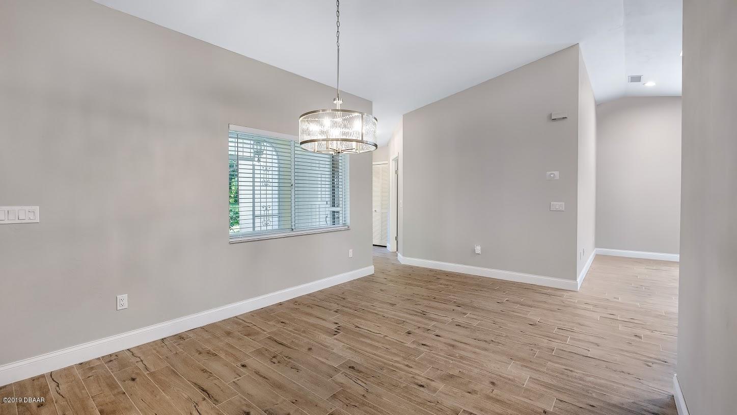 73 Glenview Avenue Ponce Inlet, FL 32127 - Photo 13 of 36 Dining room