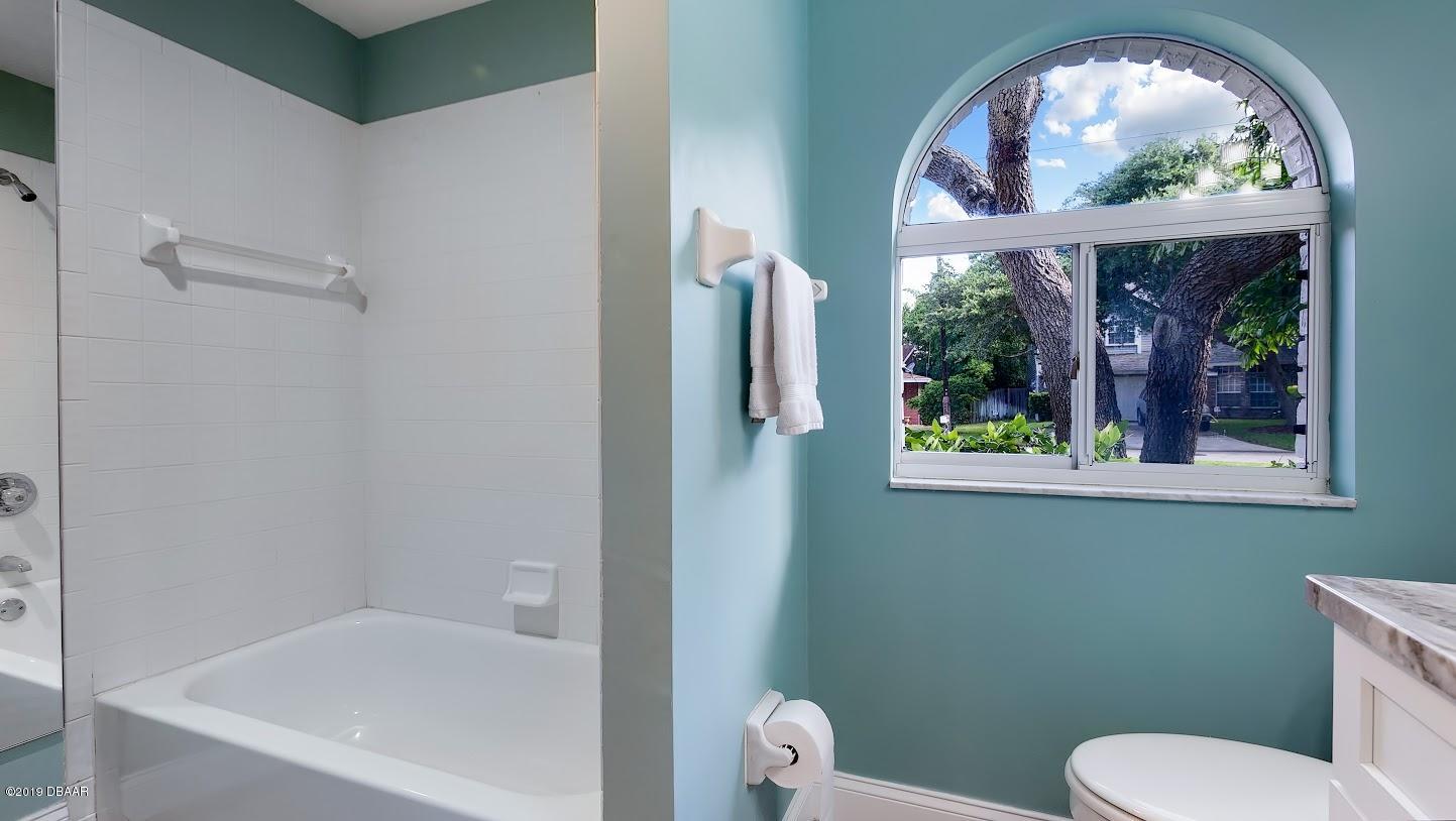 73 Glenview Avenue Ponce Inlet, FL 32127 - Photo 24 of 36 Guest bathroom