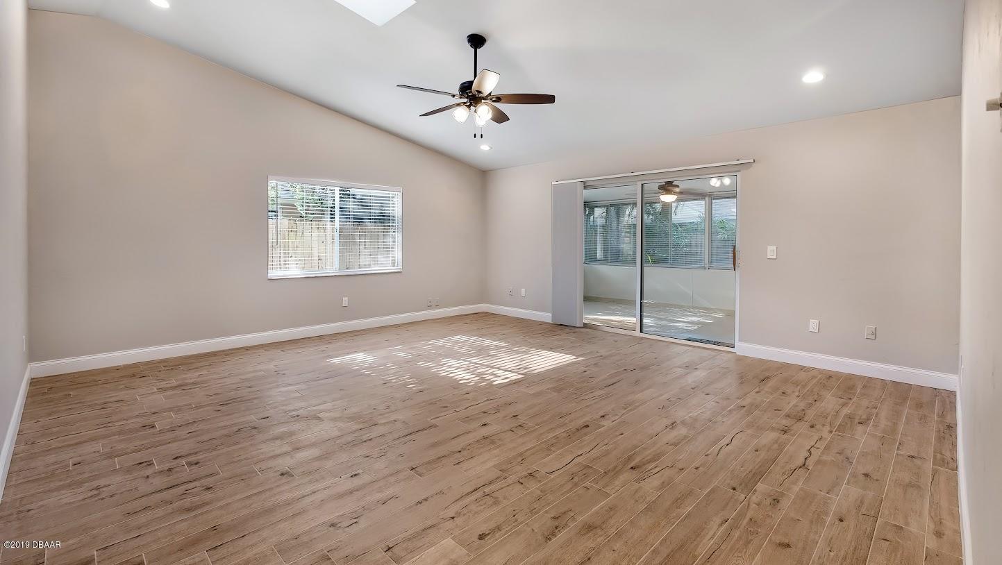 73 Glenview Avenue Ponce Inlet, FL 32127 - Photo 6 of 36 living room