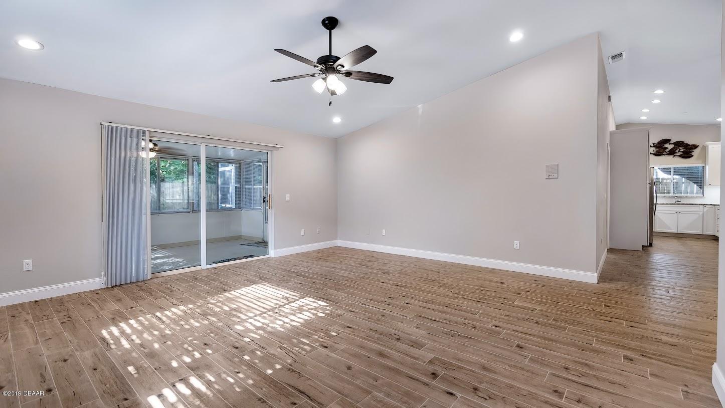 73 Glenview Avenue Ponce Inlet, FL 32127 - Photo 7 of 36 Living room 2
