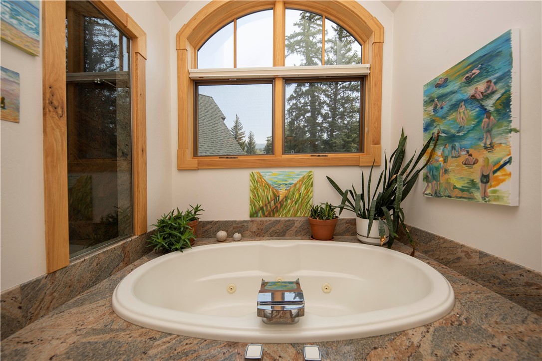 Tbd Tbd Johnson Road Silverthorne, CO 80498 - Photo 15 of 35 Big jetted tub