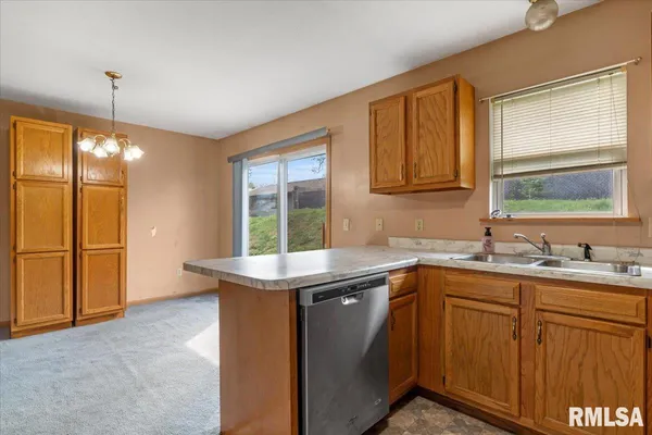 $110,000 | 905 Helene Street, Springfield, IL 62702