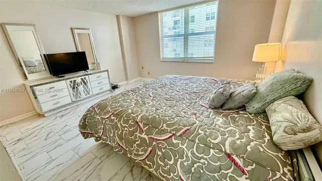 $2,193 | 1865 South Ocean Drive, Unit 11B, Hallandale Beach, FL 33009