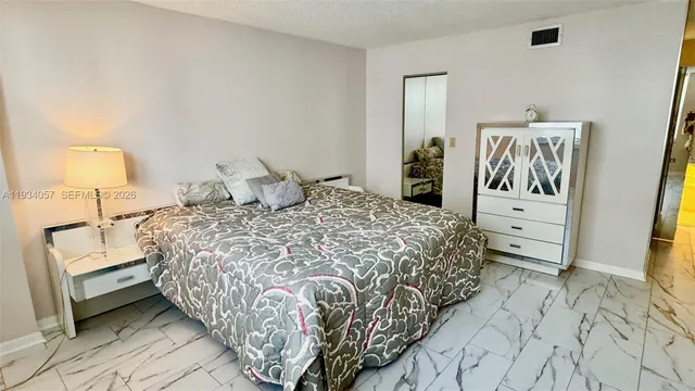 $2,193 | 1865 South Ocean Drive, Unit 11B, Hallandale Beach, FL 33009