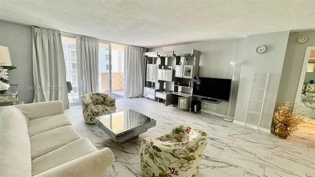 $2,193 | 1865 South Ocean Drive, Unit 11B, Hallandale Beach, FL 33009