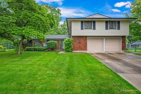 $459,900 | 5 Andrew Lane, Schaumburg, IL 60193