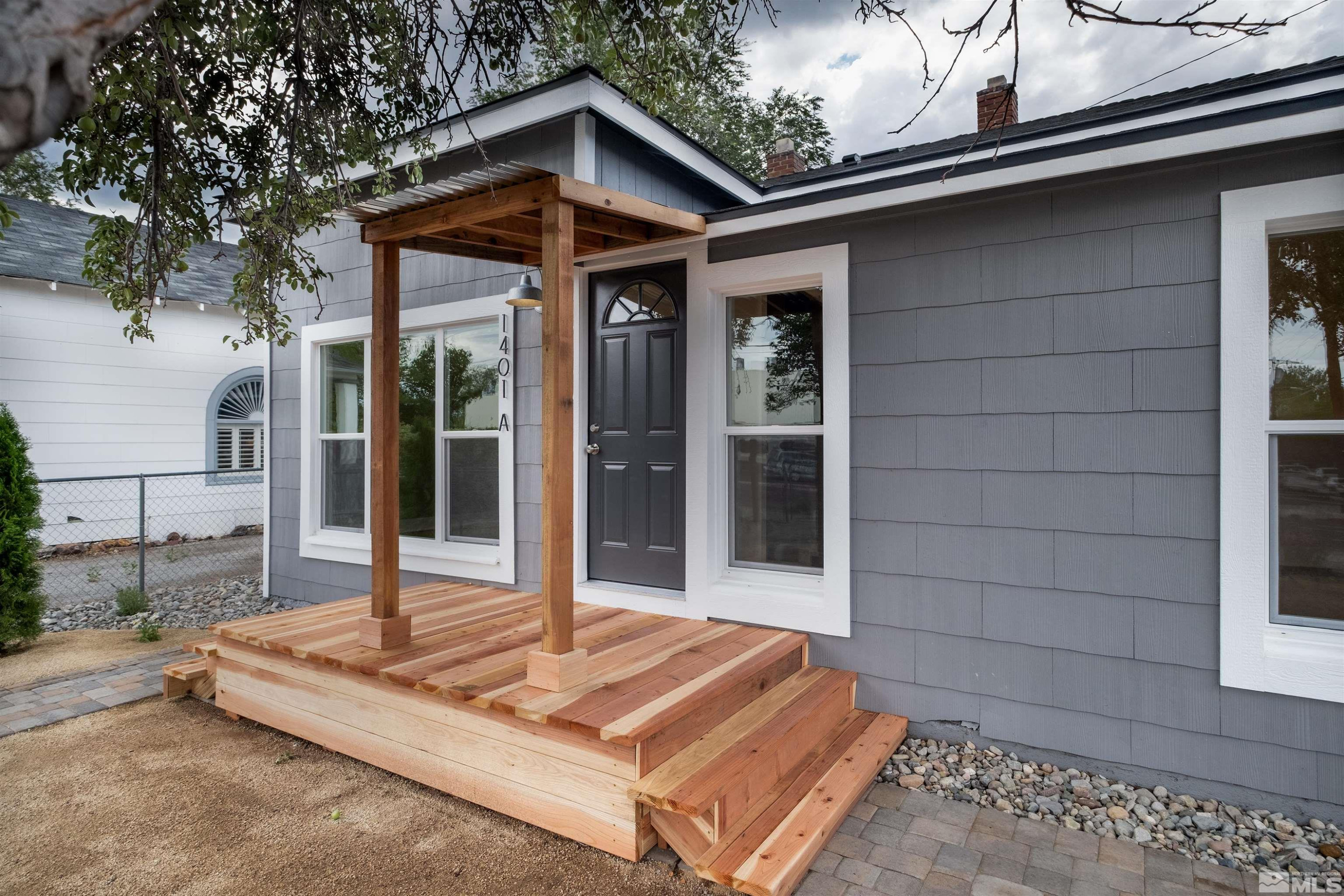 1401 Locust Street Reno, NV 89502 - Photo 5 of 29 a outdoor space of a house