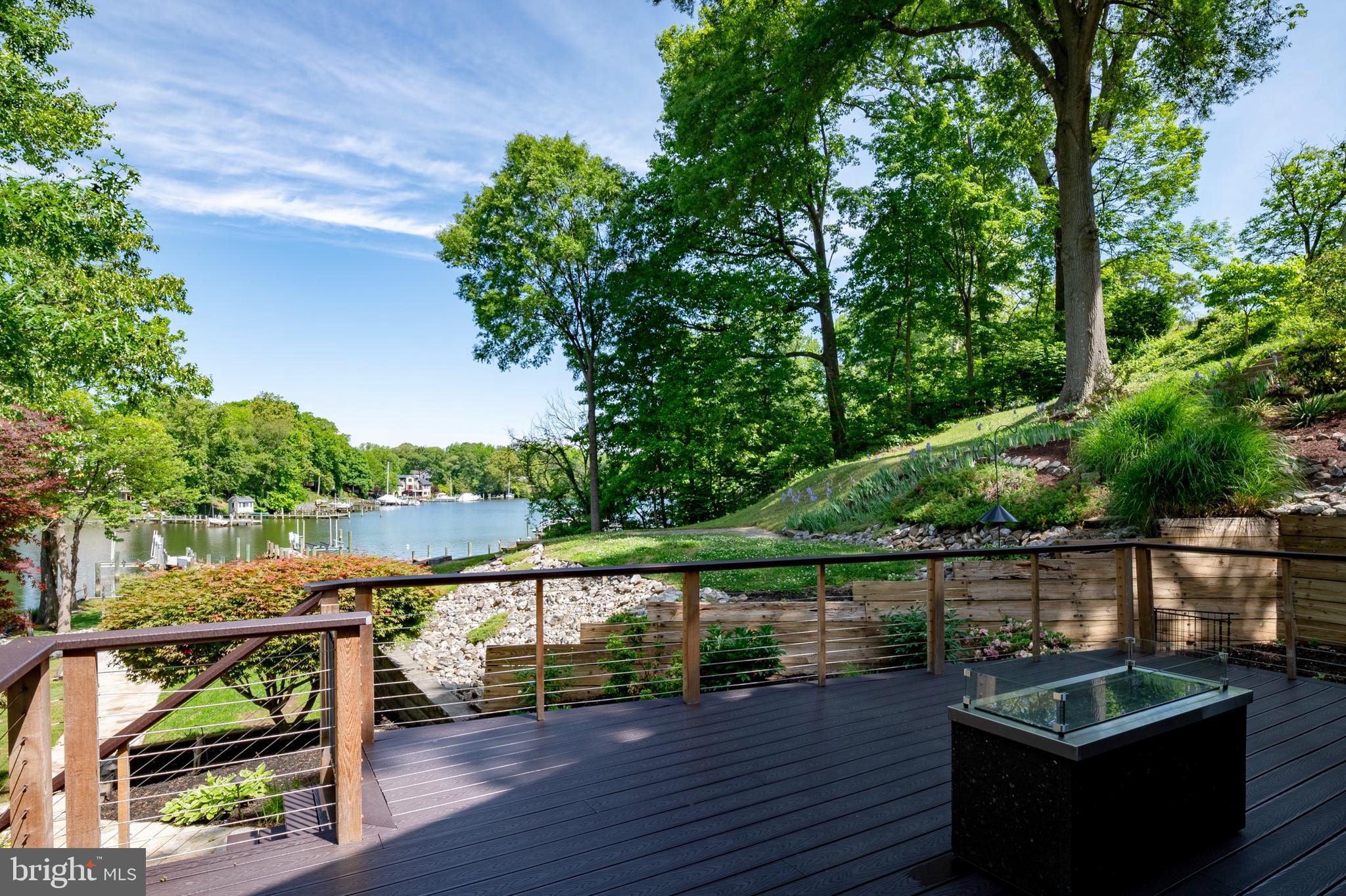 122 Shore Road Arnold, MD 21012 - Photo 7 of 70 Deck