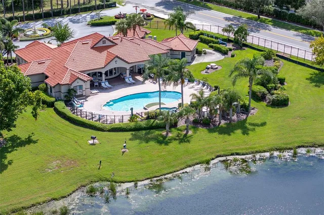 $240,000 | 18107 Peregrines Perch Place, Unit 212, Lutz, FL 33558