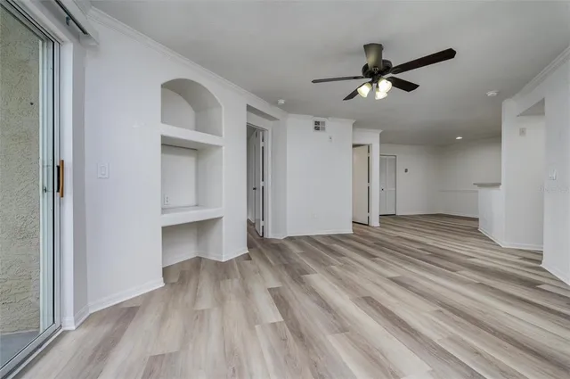 $240,000 | 18107 Peregrines Perch Place, Unit 212, Lutz, FL 33558