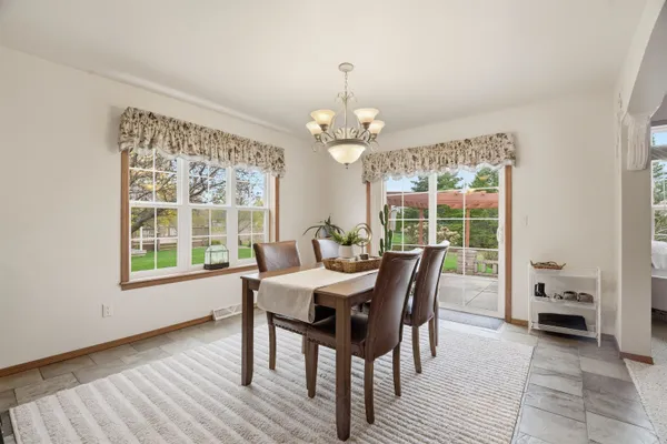 $469,900 | 1730 Cinnabar Way, Green Bay, WI 54311