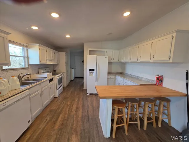 $250,000 | 15305 Texas Road, St. Robert, MO 65584