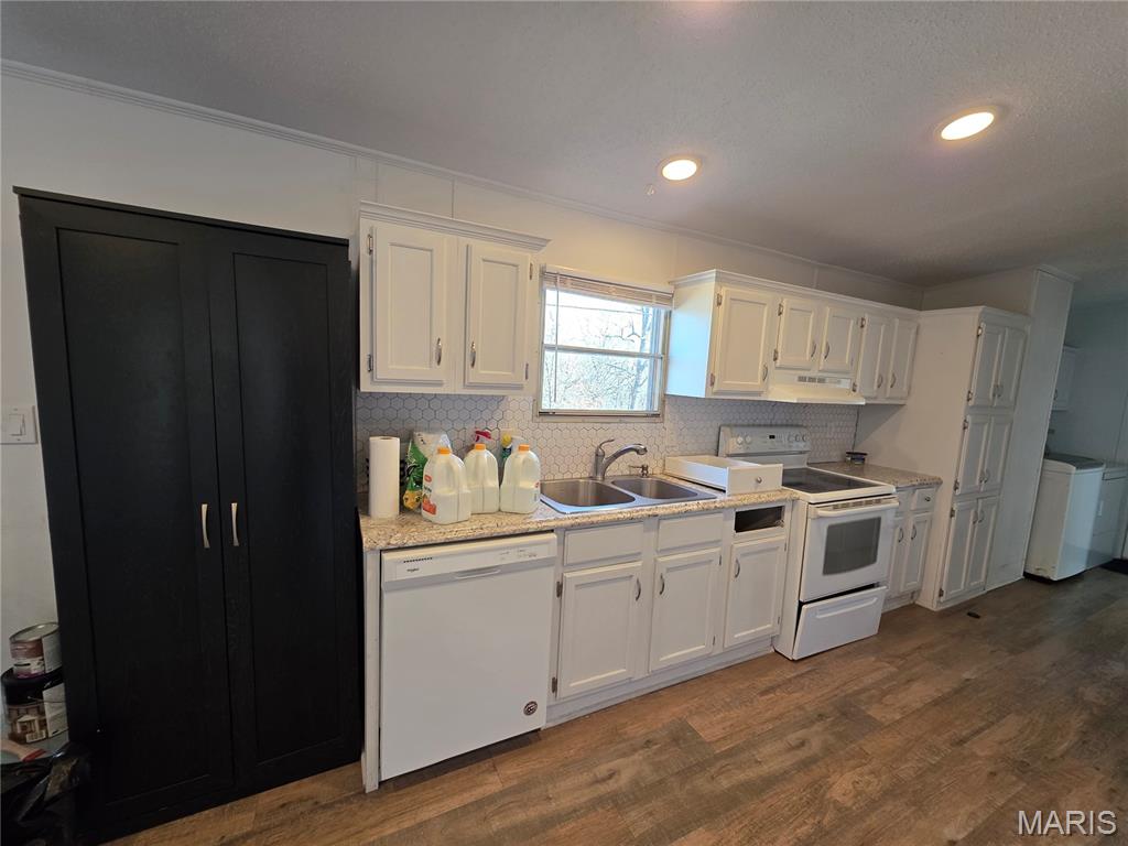 15305 Texas Road St. Robert, MO 65584 - Photo 12 of 29