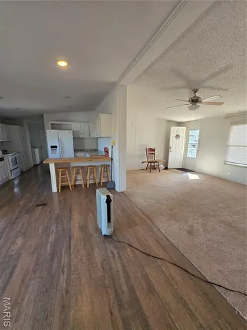 $250,000 | 15305 Texas Road, St. Robert, MO 65584