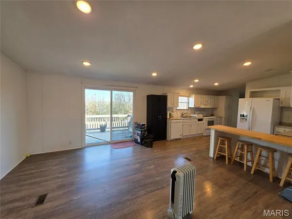$250,000 | 15305 Texas Road, St. Robert, MO 65584