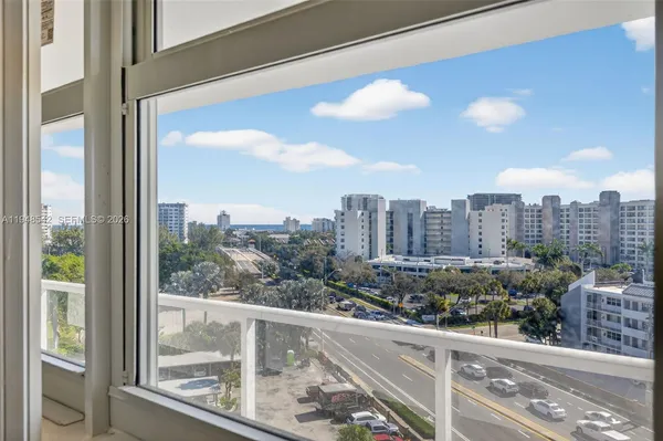 $199,900 | 2731 Northeast 14th Street, Unit 919, Pompano Beach, FL 33062