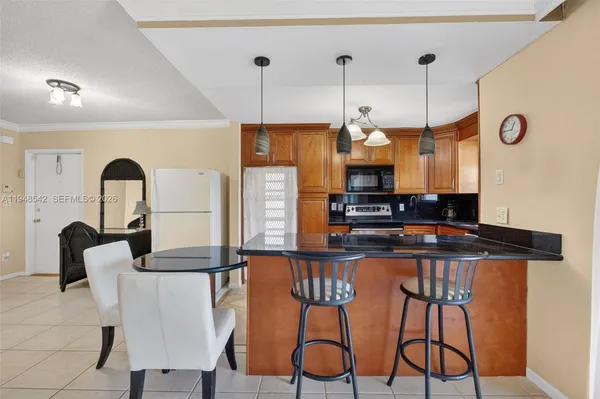 $199,900 | 2731 Northeast 14th Street, Unit 919, Pompano Beach, FL 33062