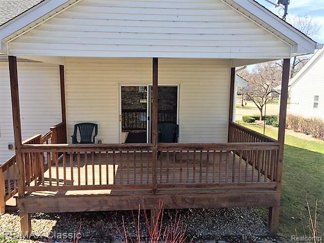 809 Nelson's Ridge Drive, Unit 7 Howell, MI 48843 - Photo 22 of 23 IMG_1143.jpg