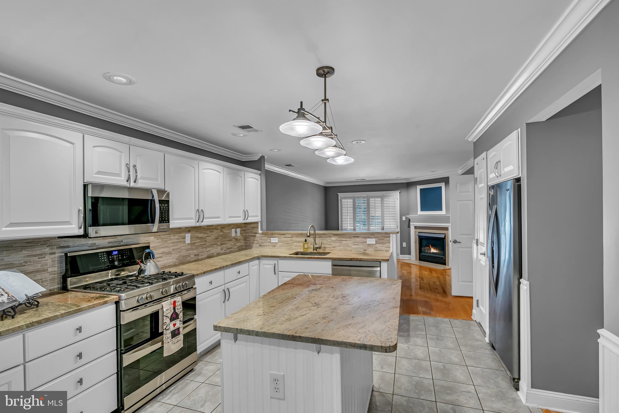300 Watkins Road Pennington, NJ 08534 - Photo 4 of 19 Kitchen