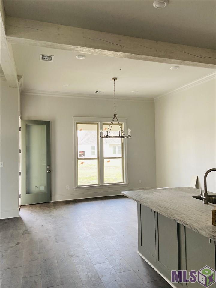 4342 Percheron Avenue Baton Rouge, LA 70820 - Photo 5 of 16 Dining